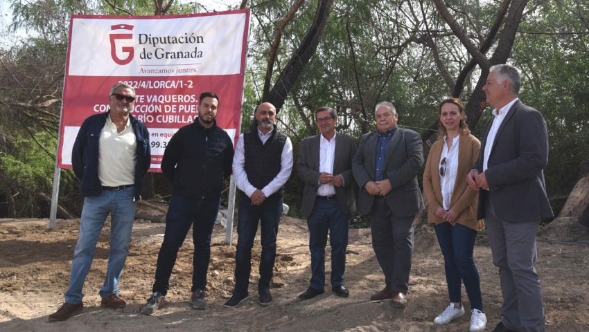 Diputación inicia las obras del puente peatonal sobre el Cubillas, incluido en el sendero lorquiano de la Vega