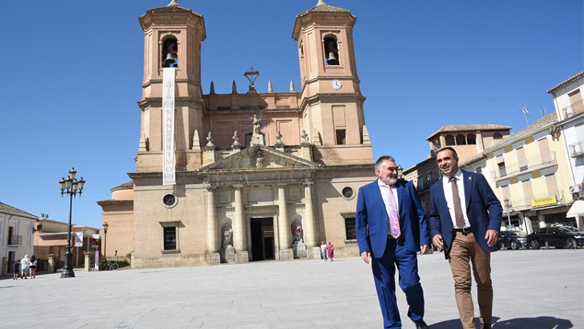 La renovación de la climatización del Ayuntamiento de Santa Fe es financiada por la Diputación