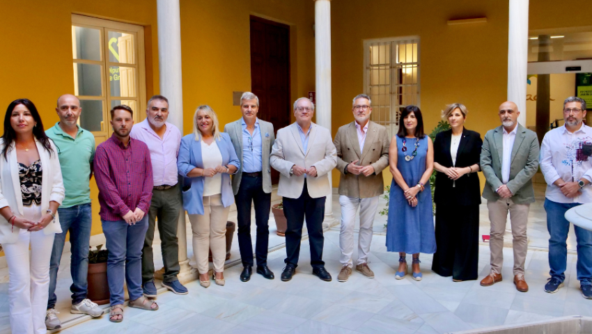 Viajes en bus para conocer el patrimonio del Área Metropolitana