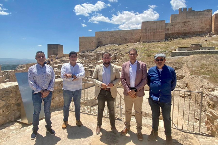 20.000 euros para impulsar la puesta en valor del castillo de Íllora