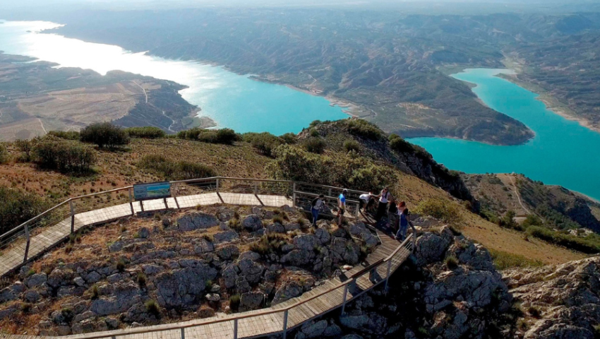 El Geoparque de Granada logra la certificación como Destino Turístico Starlight