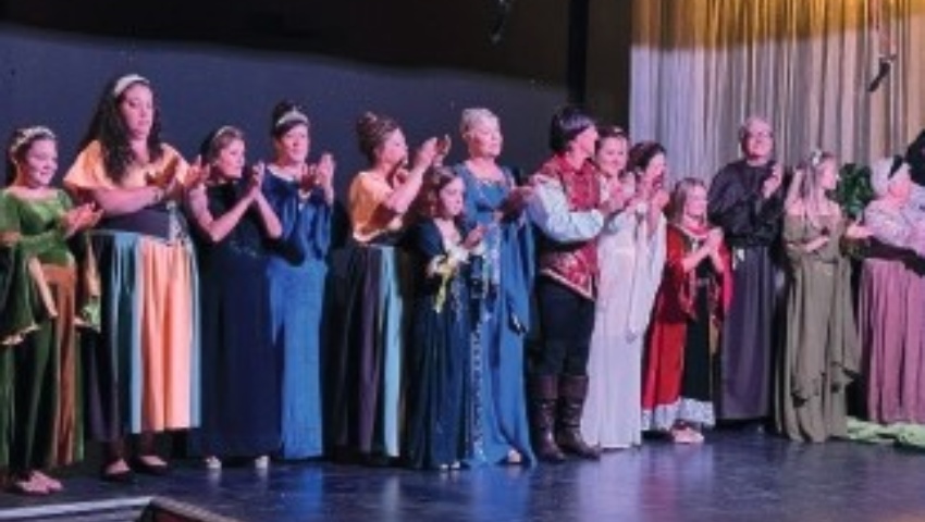 “ROMEO Y JULIETA” TALLER MUNICIPAL DE TEATRO DE CUEVAS DEL CAMPO