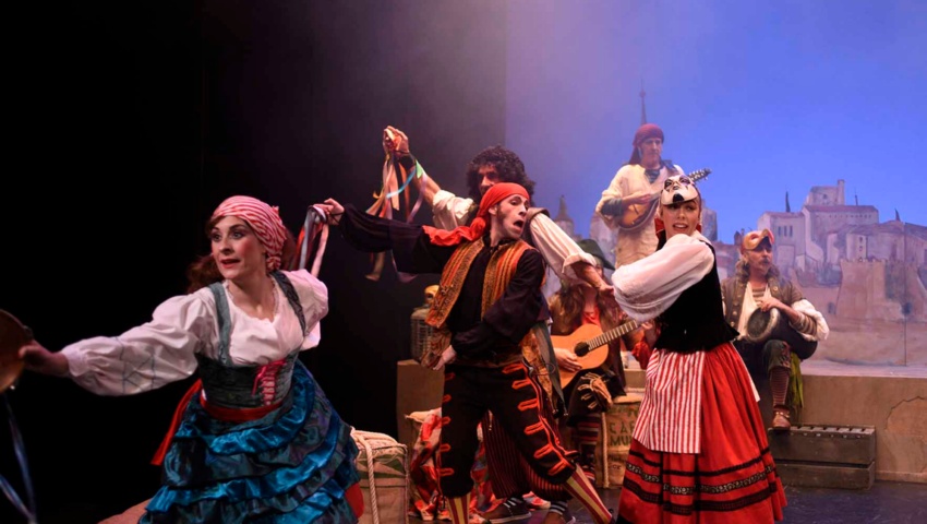 Cía. MORBORIA TEATRO.  Obra: “Los enredos de Scapín”.